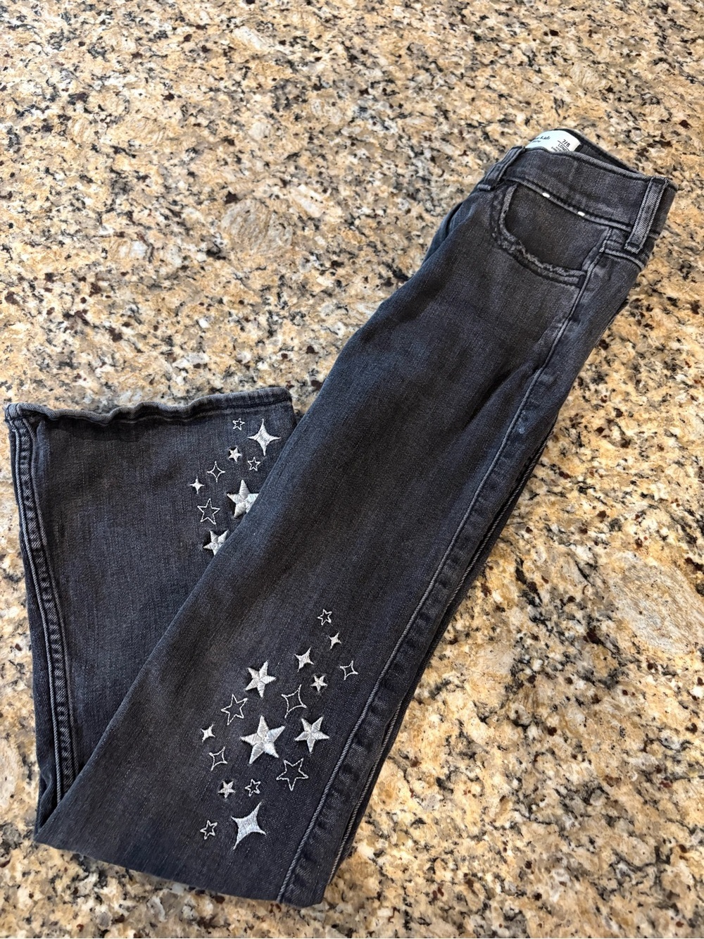 🫎Abercrombie Kids Embroidered Star Jeans